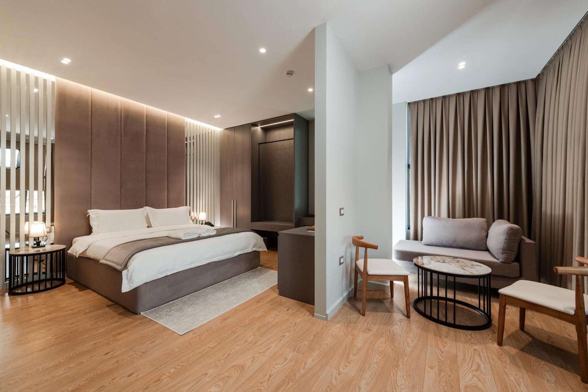 Troci Hotell Kamez