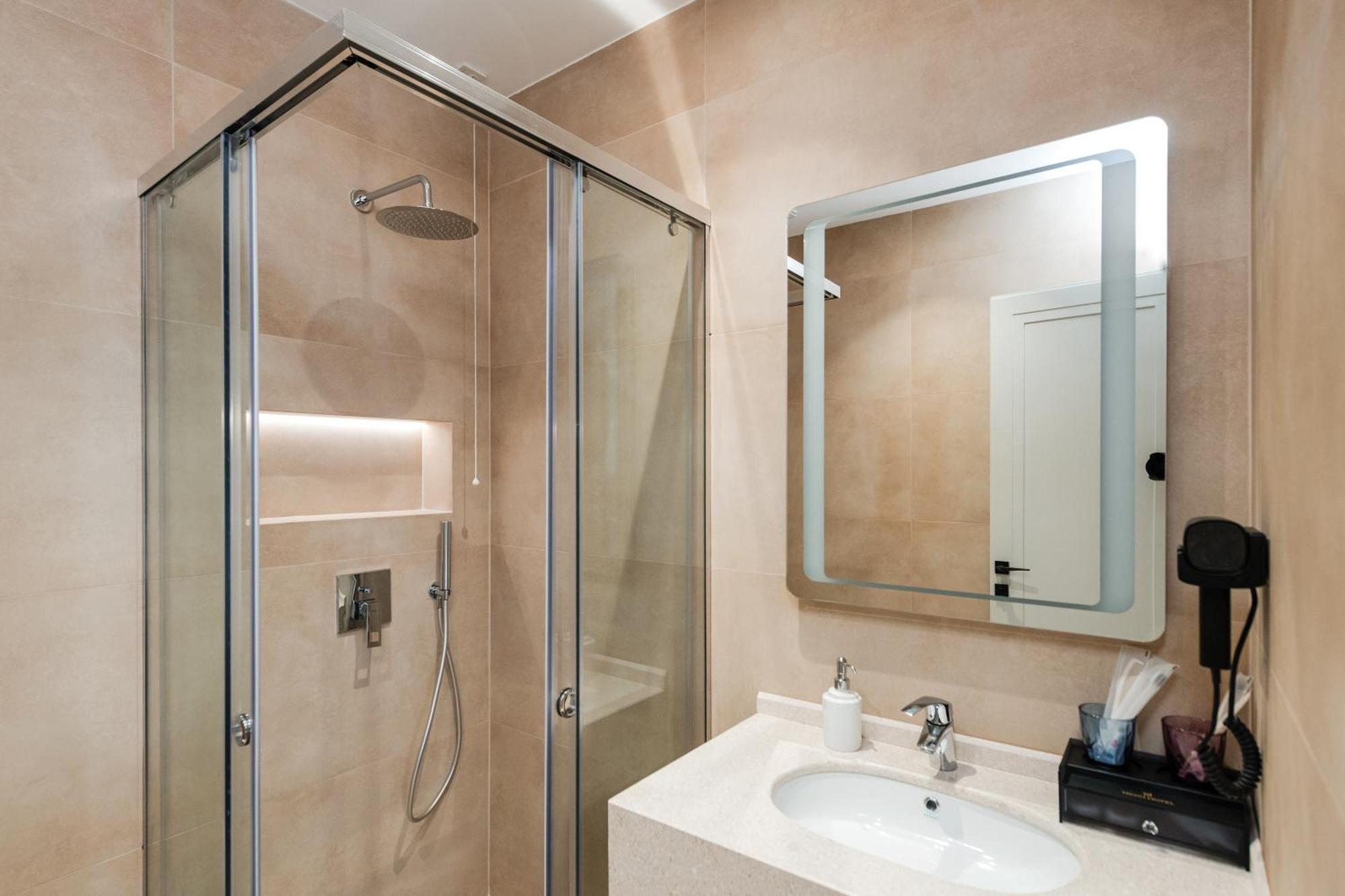 Hotell Troci 5*