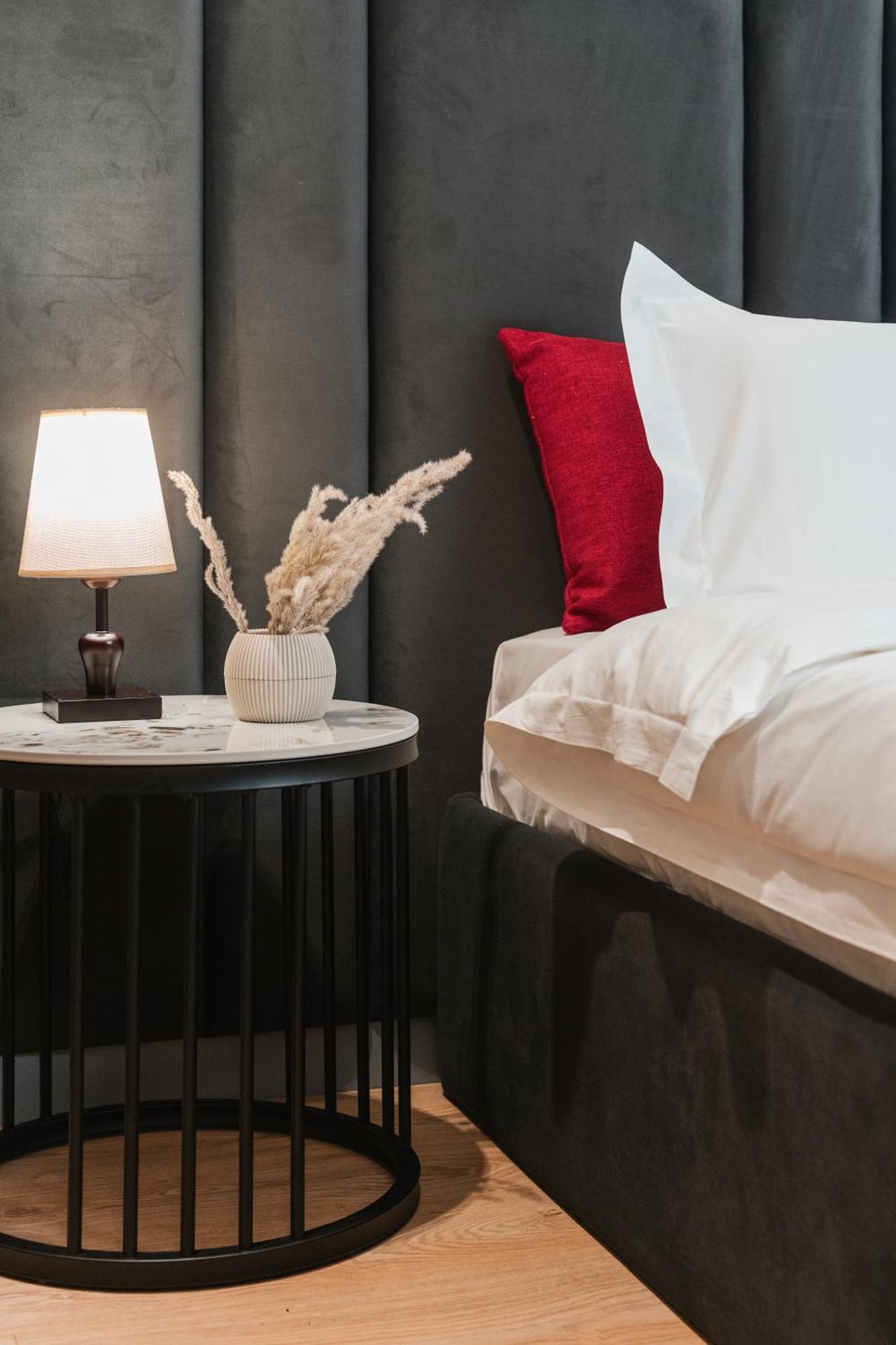 Troci Hotell