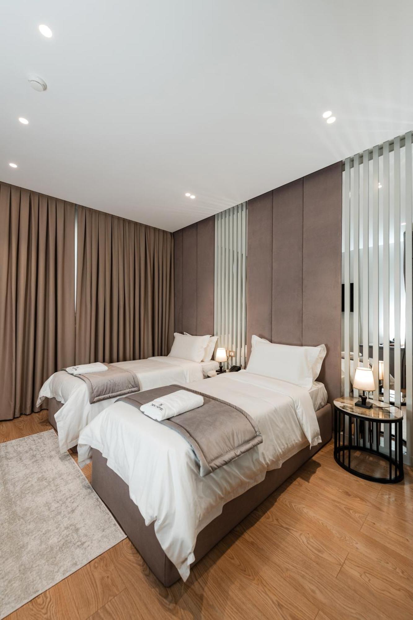 Troci Hotell