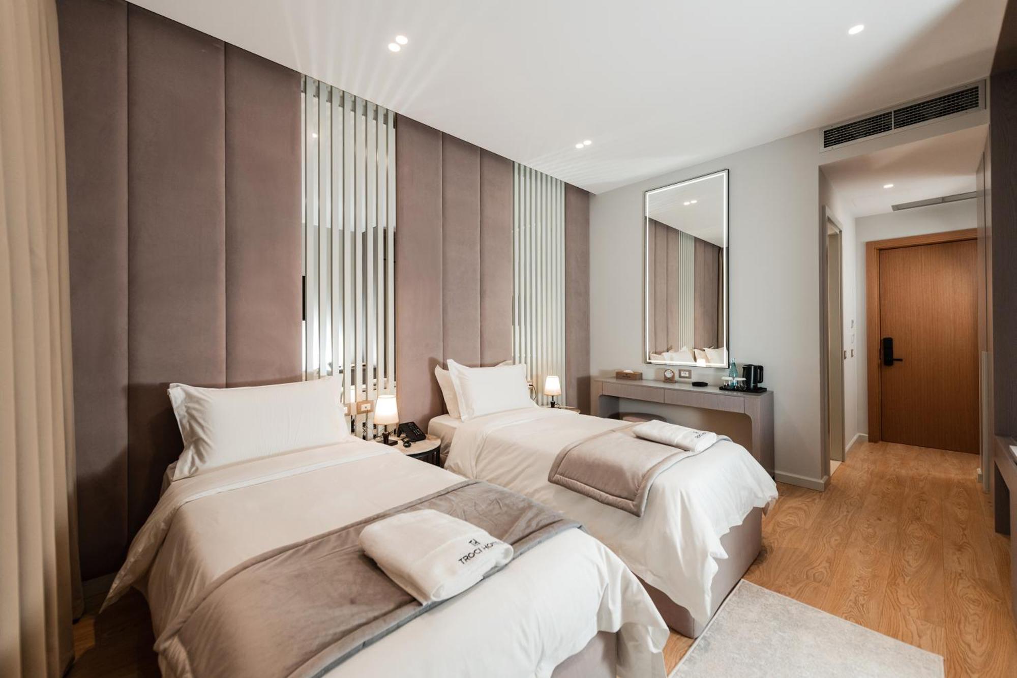 Troci Hotell Kamez